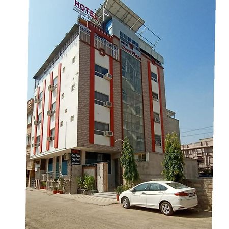 Hotel Omni Plaza Jodhpur  Ngoại thất bức ảnh